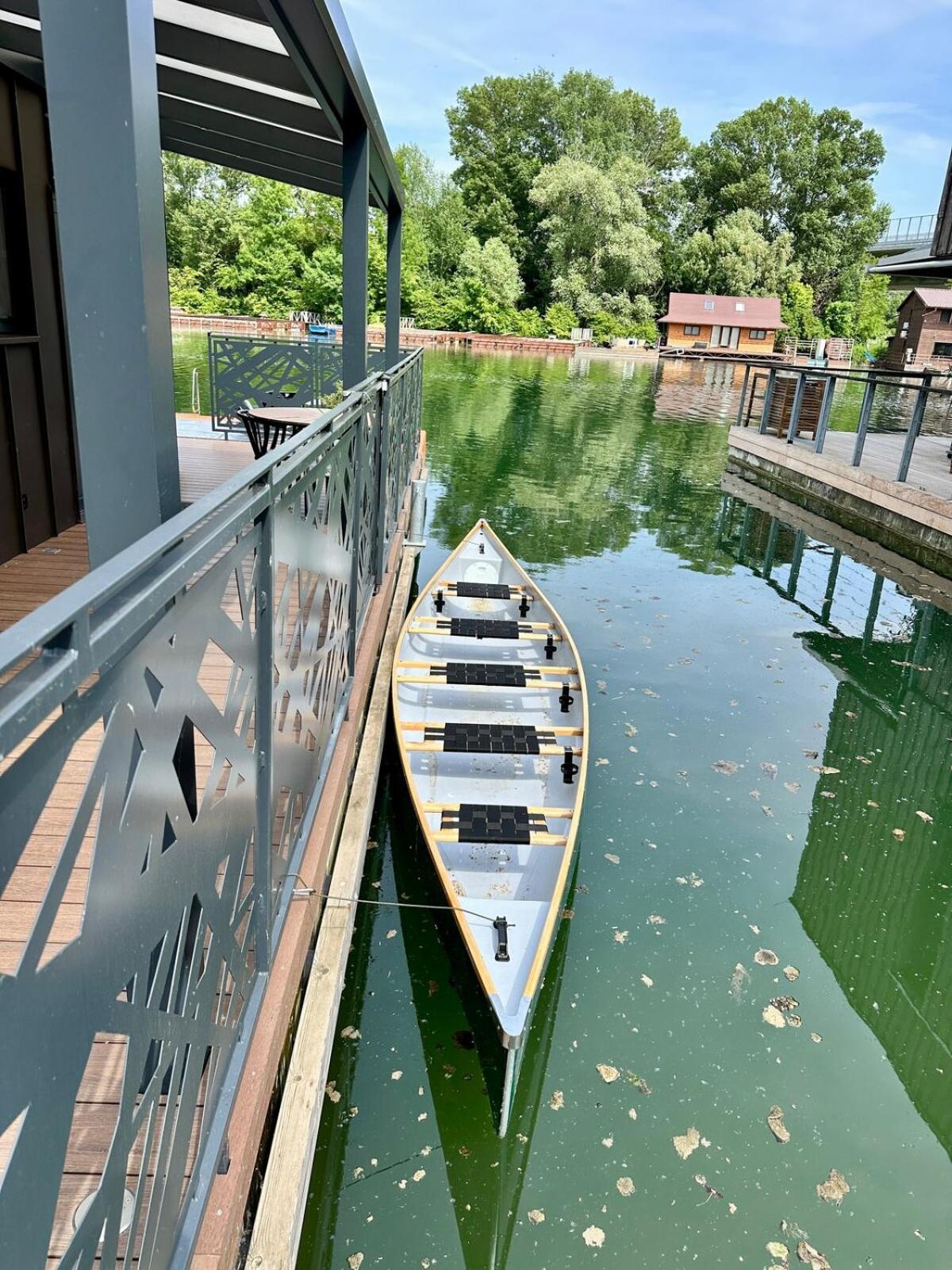 Houseboat With Touch Of Luxury * Bratislava
